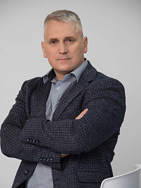 Роман Стрельников